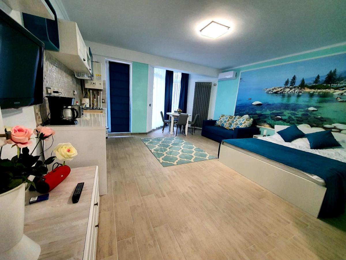 Alezzi Majestic Apartments 97 Navodari Ngoại thất bức ảnh